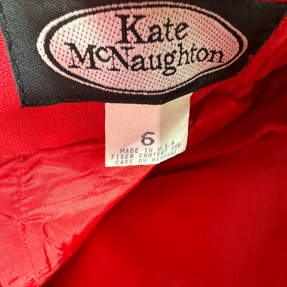 Suit…Red - Picture 7 of 15